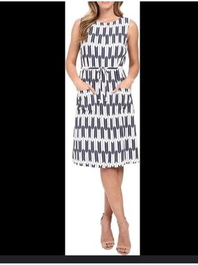 Pendleton Indigo Arrow Blue and White Sleeveless Geometric Midi Dress